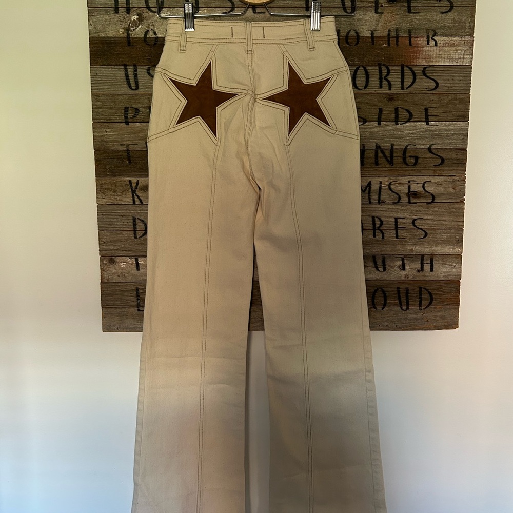 We The Free— FP Firecracker Flare Ivory Jeans Suede Brown Stars Size 25